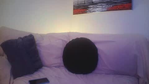 petite treat  online show from February 2025 08:13:02 AM