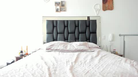 Snapshot of petitealejats chatting on December 2024 05:36:02 PM PetiteAlejaTs online show from December 2024 05:36:02 PM