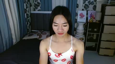 Snapshot of petiteasianmarian chatting on March 2025 07:43:02 AM bigcock Marian online show from March 2025 07:43:02 AM