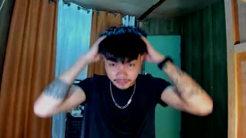 Snapshot of petiteasianx chatting on November 2025 09:10:01 AM Vrin online show from November 2025 09:10:01 AM