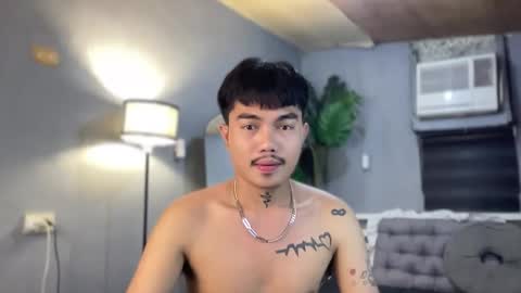 Snapshot of petiteasianx chatting on January 2026 09:45:02 AM Vrin online show from January 2026 09:45:02 AM