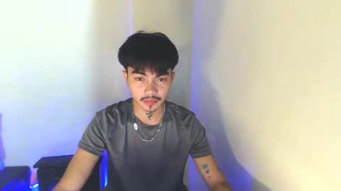 Snapshot of petiteasianx chatting on February 2026 09:06:01 AM Vrin online show from February 2026 09:06:01 AM