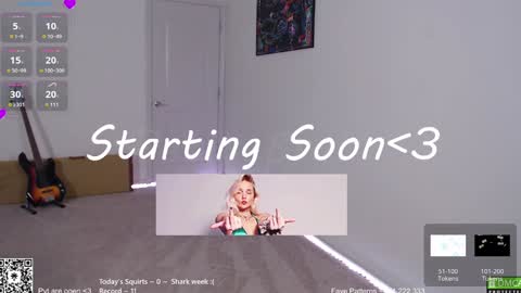 Snapshot of petitebrat chatting on December 2024 11:29:01 PM PiperAvery online show from December 2024 11:29:01 PM