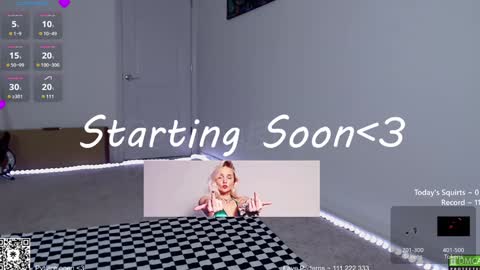 Snapshot of petitebrat chatting on January 2025 01:41:01 AM PiperAvery online show from January 2025 01:41:01 AM