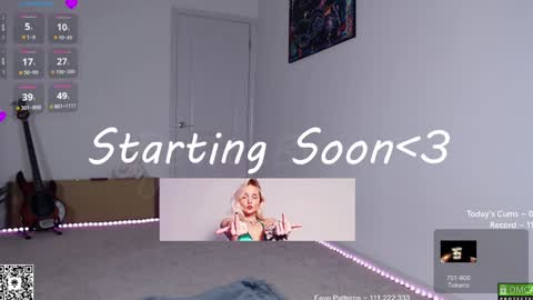 Snapshot of petitebrat chatting on February 2025 09:07:02 PM PiperAvery online show from February 2025 09:07:02 PM