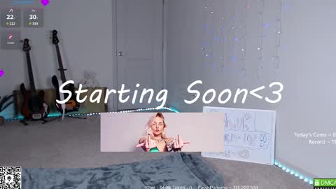 Snapshot of petitebrat chatting on February 2025 03:23:02 AM PiperAvery online show from February 2025 03:23:02 AM