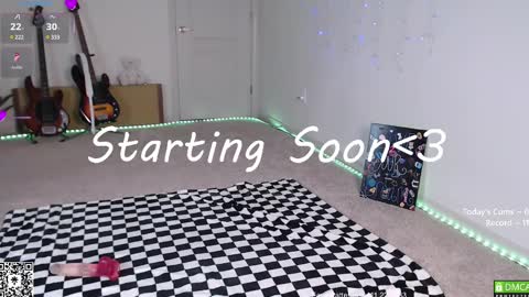 Snapshot of petitebrat chatting on February 2025 10:50:02 PM PiperAvery online show from February 2025 10:50:02 PM