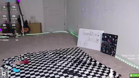 Snapshot of petitebrat chatting on March 2025 01:53:02 AM PiperAvery online show from March 2025 01:53:02 AM