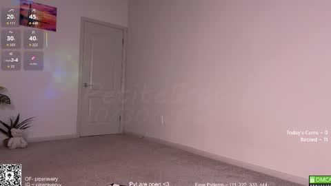 Snapshot of petitebrat chatting on October 2025 07:58:02 PM PiperAvery online show from October 2025 07:58:02 PM