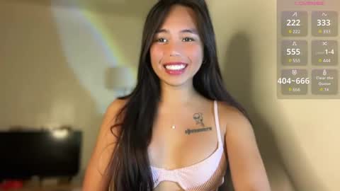 Snapshot of petitegirlx69 chatting on December 2024 11:28:01 PM miss lisa online show from December 2024 11:28:01 PM