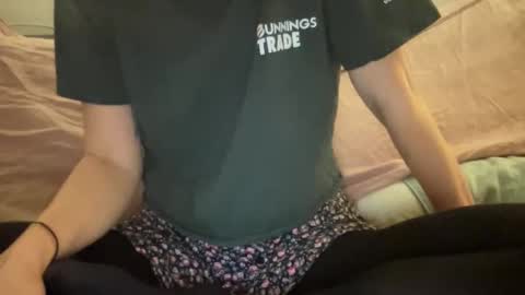 Snapshot of petitegirlypop chatting on February 2025 12:34:01 PM petitegirlypop online show from February 2025 12:34:01 PM