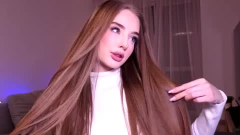 Petitegonwiild online show from July 2026 12:07:01 AM