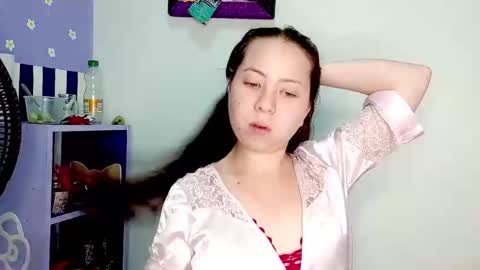 danna online show from May 2026 05:03:02 AM