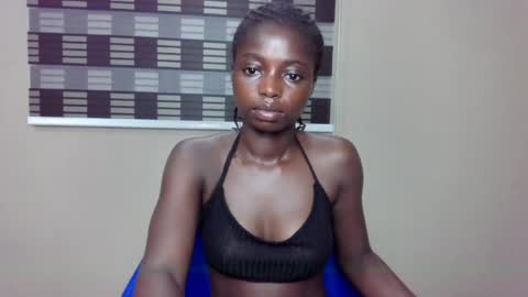 Snapshot of petitexxebony chatting on May 2026 01:56:01 AM petitexxebony online show from May 2026 01:56:01 AM