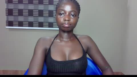 Snapshot of petitexxebony chatting on May 2026 07:56:01 PM petitexxebony online show from May 2026 07:56:01 PM