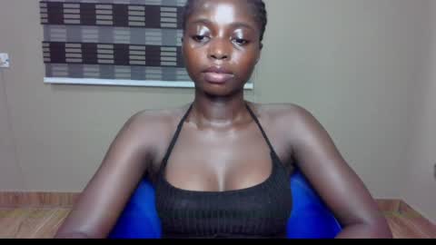 Snapshot of petitexxebony chatting on June 2026 03:19:02 AM petitexxebony online show from June 2026 03:19:02 AM