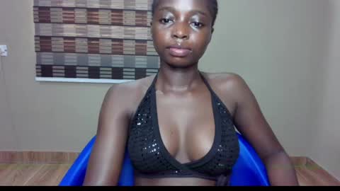 Snapshot of petitexxebony chatting on June 2026 02:33:01 PM petitexxebony online show from June 2026 02:33:01 PM