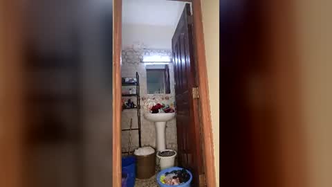 pettitemellany online show from August 2026 11:06:02 PM