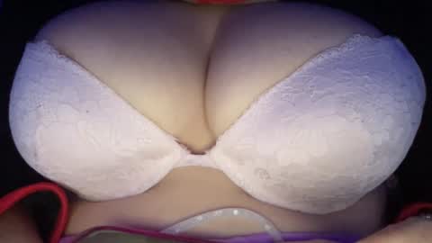 Snapshot of peular chatting on February 2026 09:10:02 PM peular online show from February 2026 09:10:02 PM