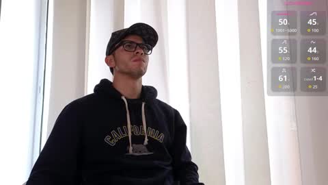 phantom_bigger1 online show from September 2025 12:38:01 PM