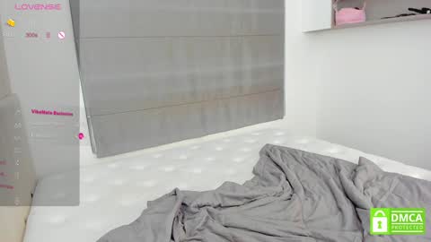 Snapshot of phantom_wave chatting on January 2025 04:03:01 PM Sezim online show from January 2025 04:03:01 PM