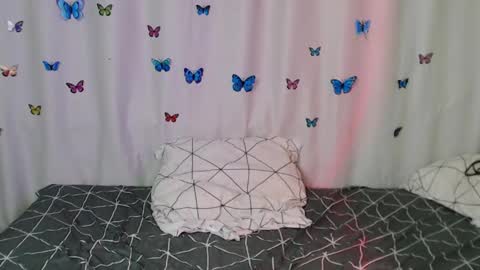 phantommira online show from February 2025 12:09:01 AM