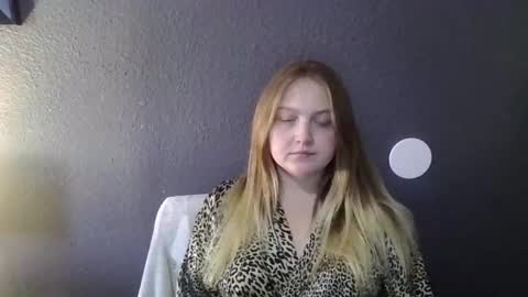 Snapshot of phatassblond chatting on March 2025 05:07:02 PM PhatAssBlond online show from March 2025 05:07:02 PM