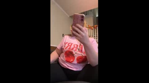 Snapshot of phatassblond chatting on October 2025 10:10:01 PM PhatAssBlond online show from October 2025 10:10:01 PM