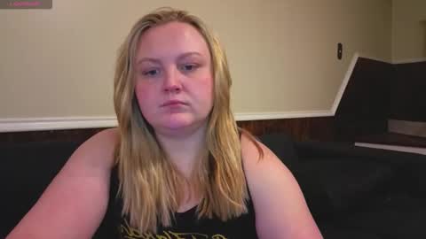 PhatAssBlond online show from March 2026 06:47:02 PM