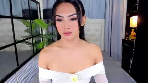 phenomenal_ivy online show from June 2026 08:23:02 AM