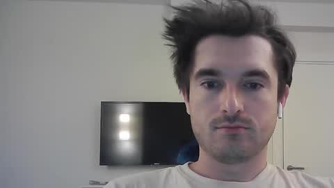 Snapshot of philborison chatting on September 2025 04:35:01 AM PhilipBorison online show from September 2025 04:35:01 AM