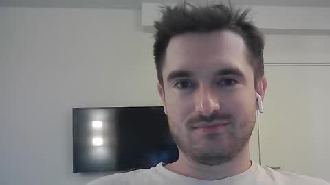 Snapshot of philborison chatting on October 2025 04:52:01 AM PhilipBorison online show from October 2025 04:52:01 AM