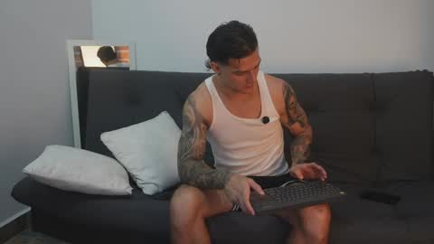 Philip Dalton online show from November 2025 08:11:01 PM