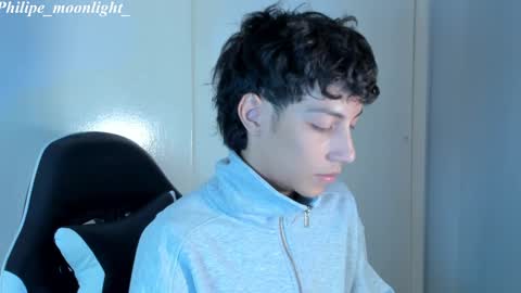 Phil.   INDEPENDENT MODEL online show from February 2025 08:20:01 AM