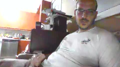 Snapshot of philipgreece chatting on February 2026 06:38:01 PM philipgreece online show from February 2026 06:38:01 PM