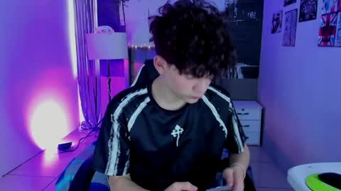 PHILLIP online show from May 2026 08:46:01 PM