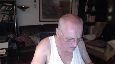 Philippe online show from April 2026 09:21:02 PM