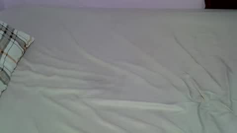 phoenixloverz online show from May 2026 06:04:02 PM