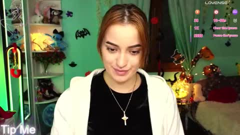 Snapshot of phoenixlunar chatting on October 2025 03:29:02 PM Selena online show from October 2025 03:29:02 PM