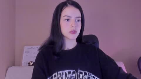 Snapshot of phoenixx_x chatting on March 2026 05:07:01 PM phoenixx_x online show from March 2026 05:07:01 PM