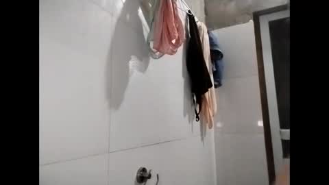 phuong_vietnam online show from March 2026 12:49:02 PM