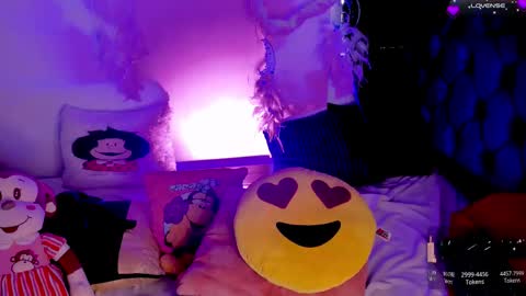  PIA FISHER  online show from March 2025 04:52:02 PM