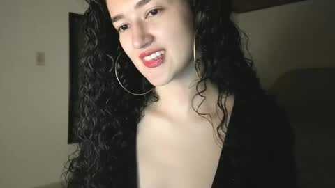 piama_burnss online show from April 2026 11:58:01 PM