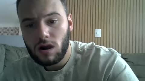 Snapshot of piazaocwbbb chatting on October 2025 04:05:01 PM piazaocwbbb online show from October 2025 04:05:01 PM