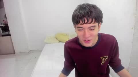Snapshot of picaszomilos350 chatting on June 2026 12:22:01 AM picaszomilos350 online show from June 2026 12:22:01 AM