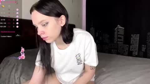 Snapshot of pickmevibe chatting on February 2026 01:14:02 PM I have no limits in private online show from February 2026 01:14:02 PM