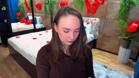 Emelie online show from February 2026 07:10:02 PM