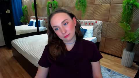 Emelie online show from February 2026 05:31:01 PM