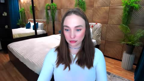 Emelie online show from March 2026 10:11:01 AM