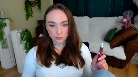Emelie online show from May 2026 02:07:01 AM